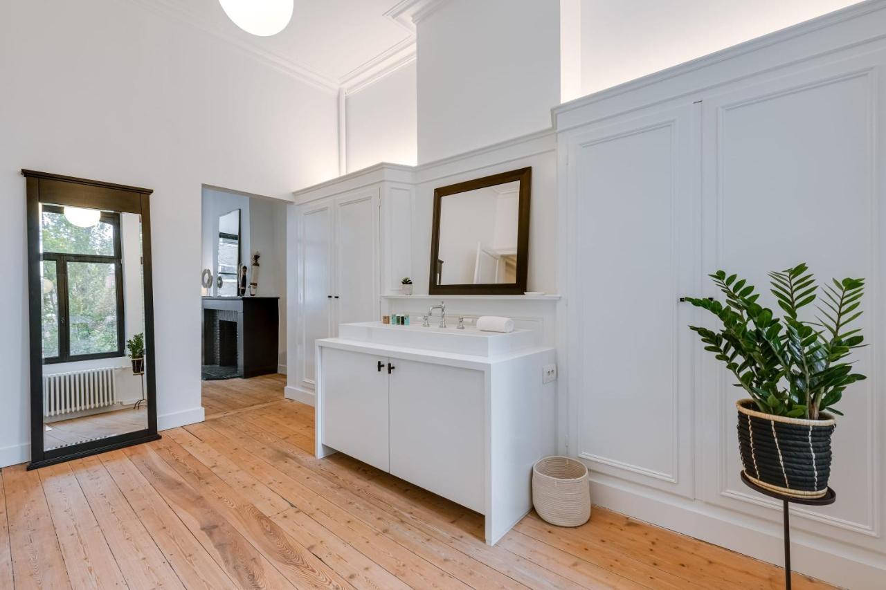 Beautiful Luxurious Mansion With Several Terraces Kortrijk Exteriör bild